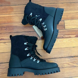 Bootlegger Black Leather and Sherpa Combat Hiking Style Boots - NWT - Size 8